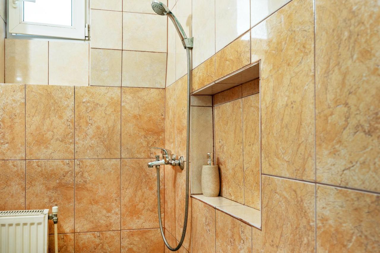 Sunrise Republicii Apartment Brasov Bagian luar foto